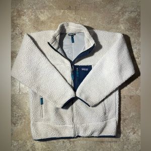Patagonia fleece size 2xl (fits L/XL)